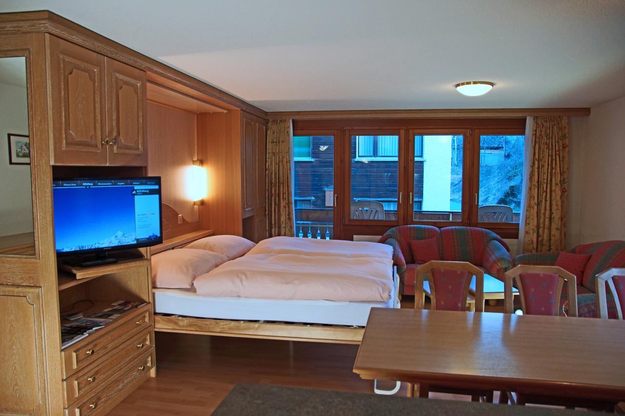Appartements Zermatt Paradies Phòng bức ảnh